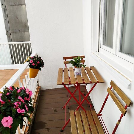 Vivienda Alameda De Santiago Apartment Santiago de Compostela Exterior photo